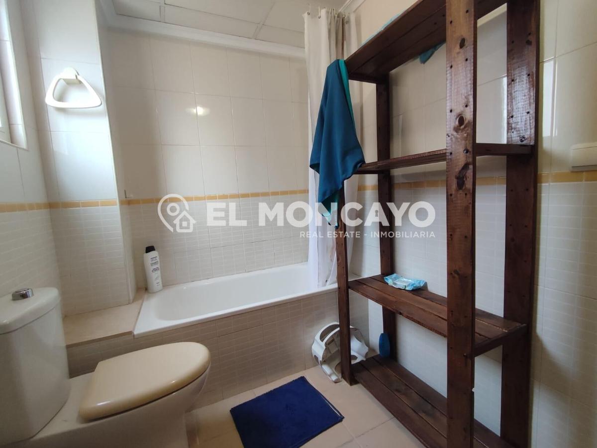 Apartamento en Guardamar del Segura, Alicante, España 2 dormitorios, 74 m2 No. 183810