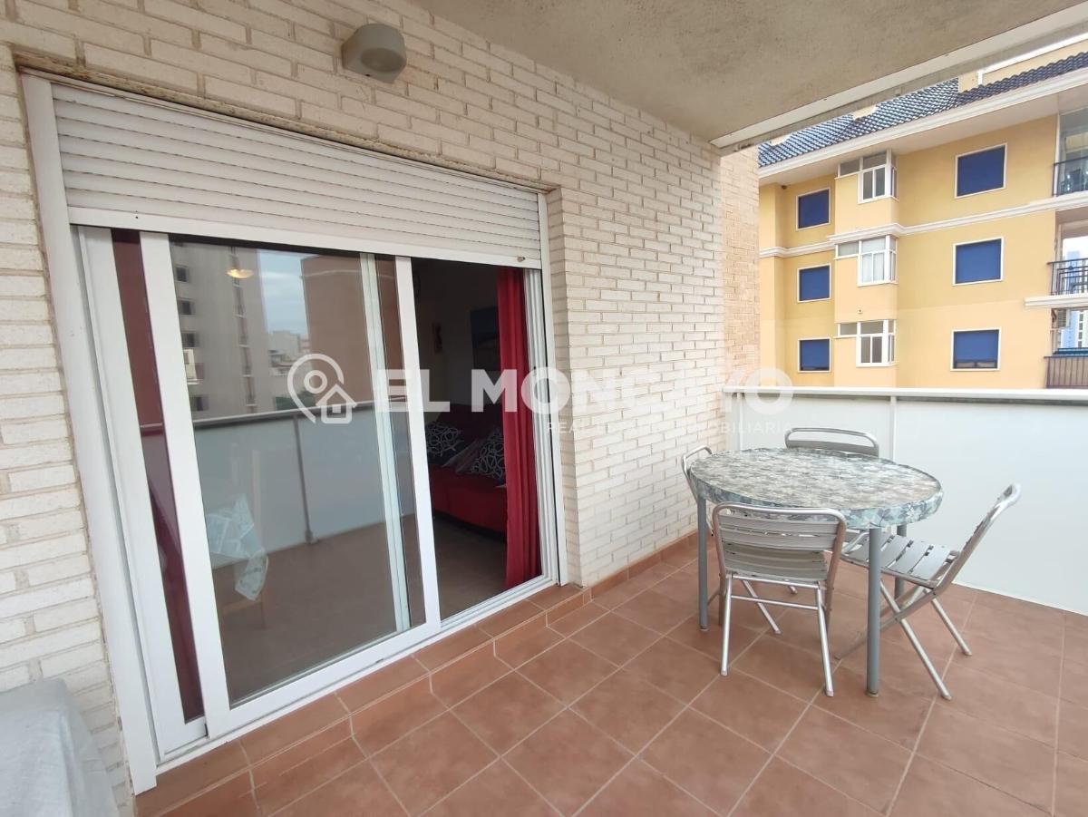 Apartamento en Guardamar del Segura, Alicante, España 2 dormitorios, 74 m2 No. 183810