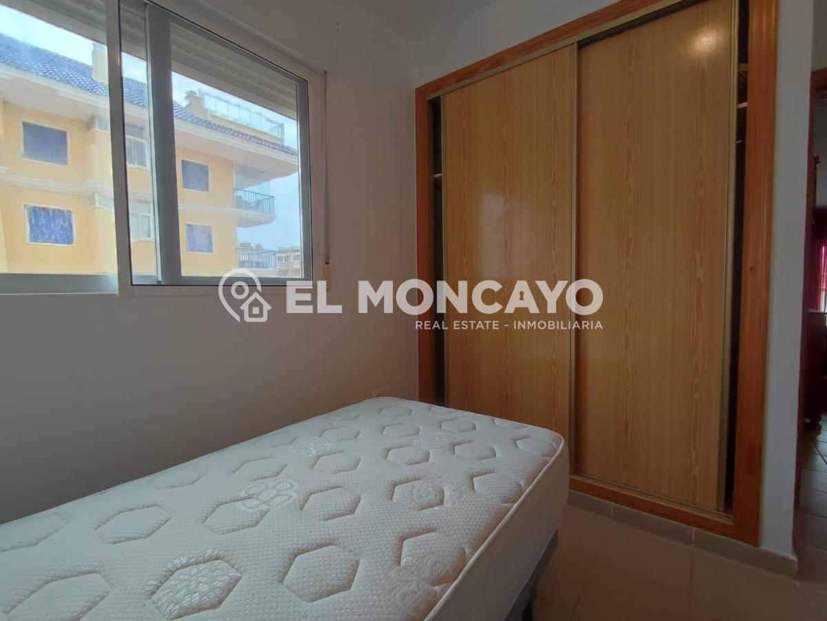 Apartamento en Guardamar del Segura, Alicante, España 2 dormitorios, 74 m2 No. 183810