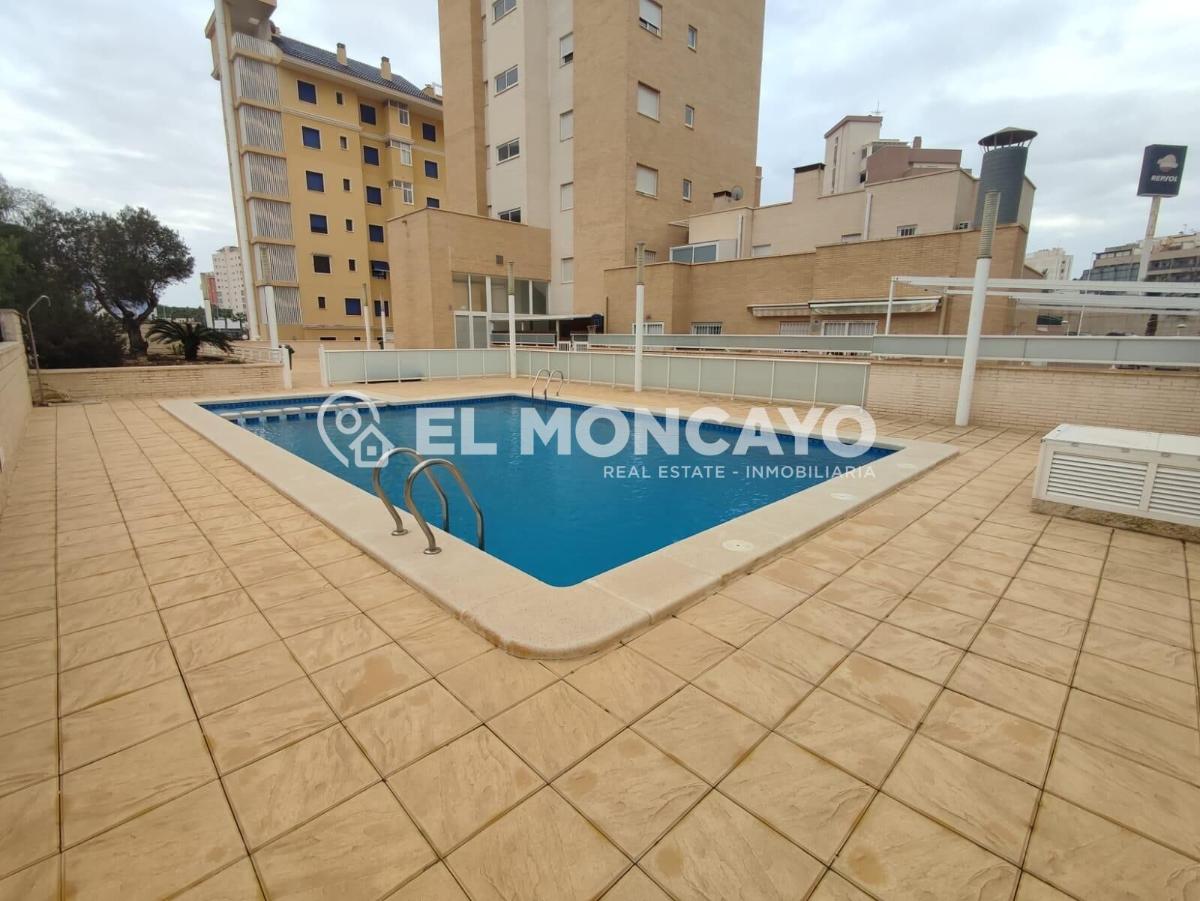 Apartamento en Guardamar del Segura, Alicante, España 2 dormitorios, 74 m2 No. 183810