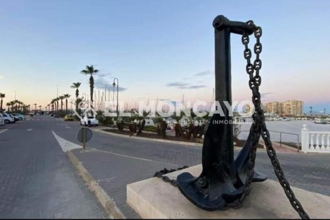 Land zum Verkauf in Guardamar del Segura, Alicante, Spanien 1 Schlafzimmer, 96 m2 Nr. 183809 - Foto 9