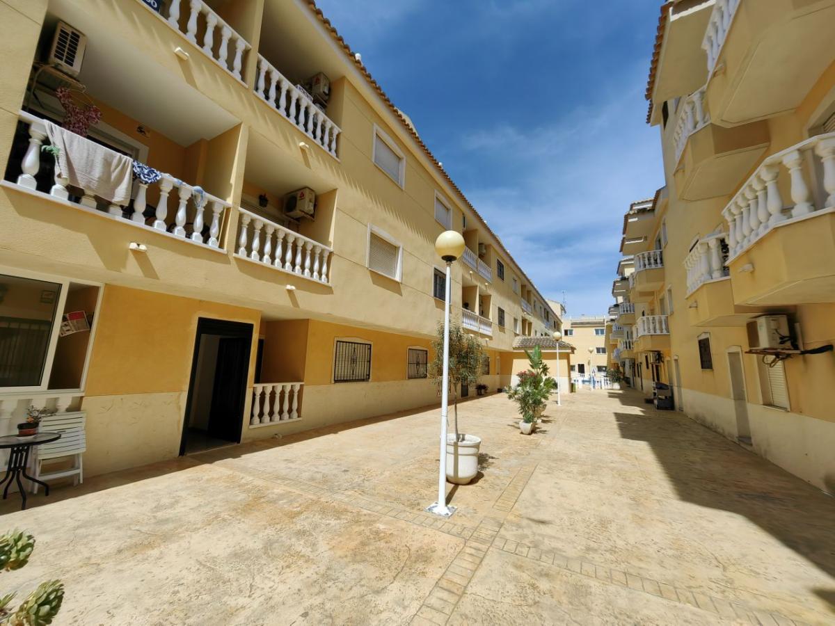 Квартира в Форментера-дель-Сегура, Аликанте, Испания 2 спальни, 55м2 №183807