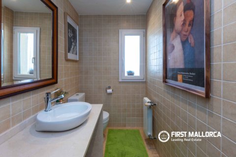 Villa for sale in Mallorca, Spain 4 bedrooms, 275 sq.m. No. 164865 - photo 18