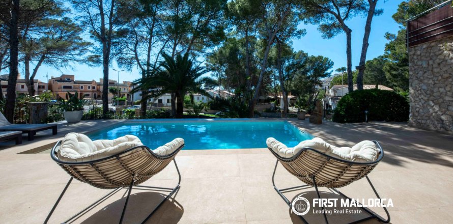 Villa in Mallorca, Spain 4 bedrooms, 275 sq.m. No. 164865