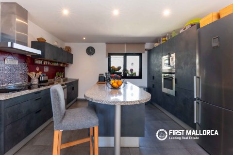 Villa for sale in Mallorca, Spain 4 bedrooms, 275 sq.m. No. 164865 - photo 9