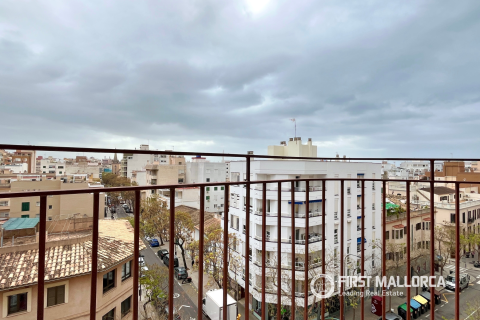 Аренда пентхауса в Пальма-де-Майорка, Майорка, Испания 2 спальни, 75м2 №164863 - фото 3