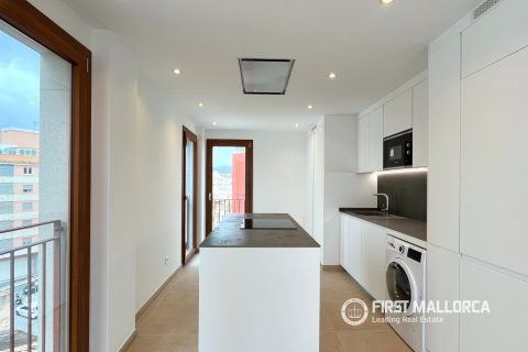 Аренда пентхауса в Пальма-де-Майорка, Майорка, Испания 2 спальни, 75м2 №164863 - фото 7