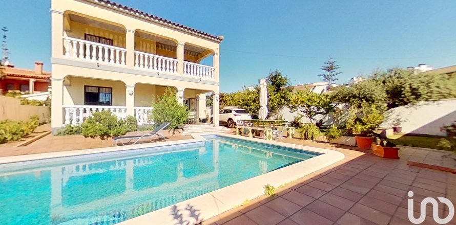 Dom w El Vendrell, Tarragona, Hiszpania 7 sypialni, 333 mkw. nr 153891