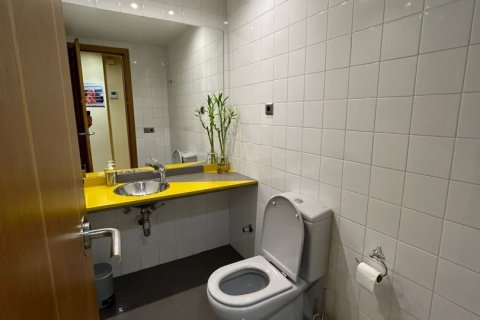 Продажа квартиры в Жирона, Герона, Испания 3 спальни, 110м2 №153896 - фото 2