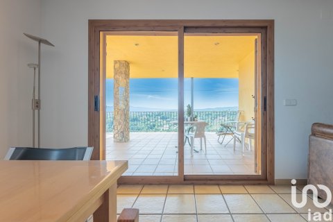 Продажа дома в Рьельс-и-Вьябреа, Герона, Испания 5 спален, 300м2 №153894 - фото 2