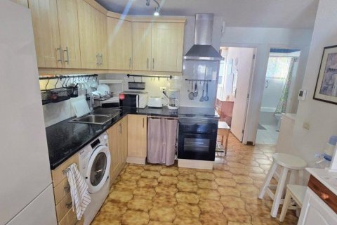 Apartment à vendre à Los Cristianos, Tenerife, Espagne, 2 chambres, 46 m2 No. 194728 - photo 8