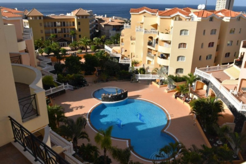 Apartment à vendre à Los Cristianos, Tenerife, Espagne, 2 chambres, 145 m2 No. 194725 - photo 2