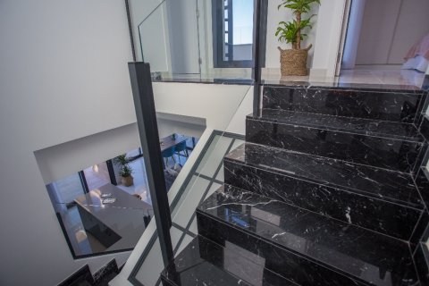 Huvila myytävänä Los Montesinos, Alicante, Espanja, 3 makuuhuonetta, 113 m2 No. 144761 - kuva 16