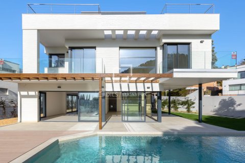 Villa en Vilassar de Dalt, Barcelona, España 4 dormitorios, 532 m2 No. 150295