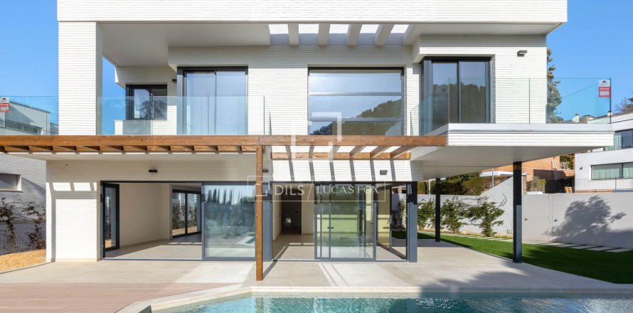 Villa en Vilassar de Dalt, Barcelona, España 4 dormitorios, 532 m2 No. 150295