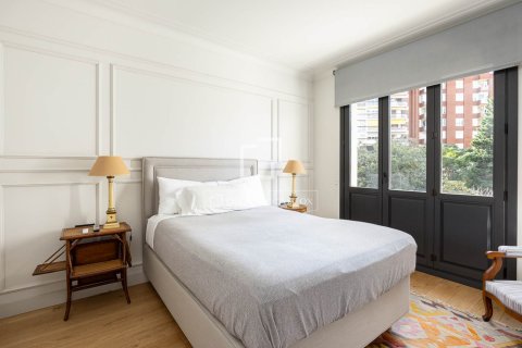 Wohnung zum Verkauf in Barcelona, Spanien 4 Schlafzimmer, 190 m2 Nr. 150298 - Foto 13