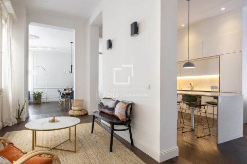 Apartamento en venta en Barcelona, España 2 dormitorios, 154 m2 No. 150294 - foto 9