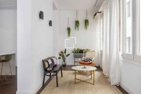 Apartamento en venta en Barcelona, España 2 dormitorios, 154 m2 No. 150294 - foto 7