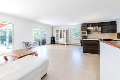 Villa for sale in Sitges, Barcelona, Spain 4 bedrooms, 181 sq.m. No. 150299 - photo 8