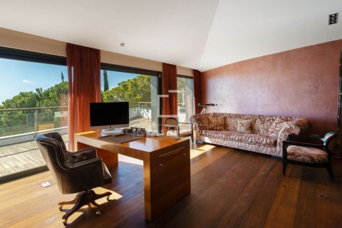 Villa for sale in Sant Andreu de Llavaneres, Barcelona, Spain 6 bedrooms, 1005 sq.m. No. 150293 - photo 23