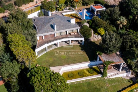 Villa for sale in Sant Andreu de Llavaneres, Barcelona, Spain 6 bedrooms, 1005 sq.m. No. 150293 - photo 2