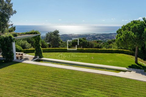 Villa for sale in Sant Andreu de Llavaneres, Barcelona, Spain 6 bedrooms, 1005 sq.m. No. 150293 - photo 4