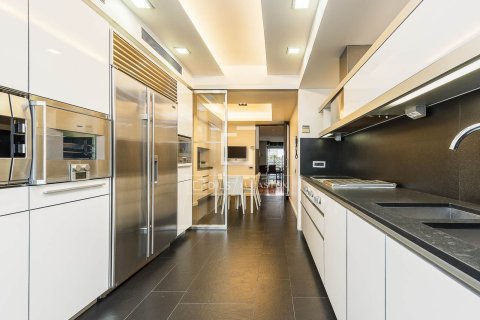 Dzīvoklis pārdošanā Barcelona, Spānijā 5 istabas, 231 m2 Nr. 150297 - attēls 20