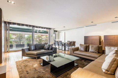 Dzīvoklis pārdošanā Barcelona, Spānijā 5 istabas, 231 m2 Nr. 150297 - attēls 2