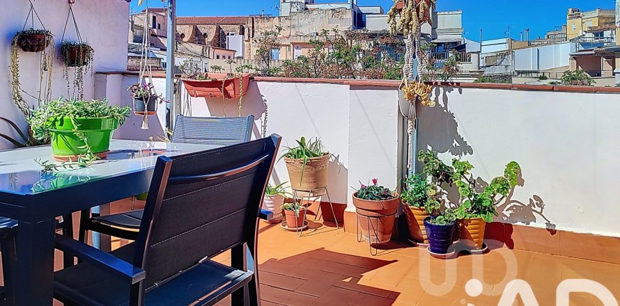 House à Vilanova i la Geltru, Barcelona, Espagne 5 chambres, 303.58 m2 No. 172505