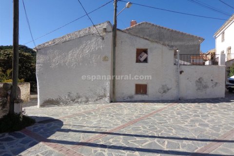 Townhouse for sale in Oria, Almeria, Spain 3 bedrooms, 150 sq.m. No. 184120 - photo 2