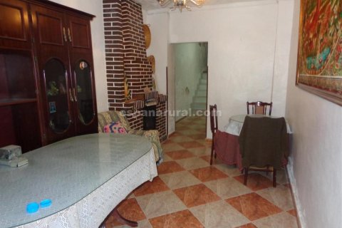 Townhouse for sale in Zurgena, Almeria, Spain 6 bedrooms, No. 184115 - photo 3