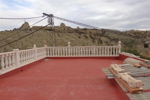 Townhouse for sale in Zurgena, Almeria, Spain 6 bedrooms, No. 184115 - photo 14