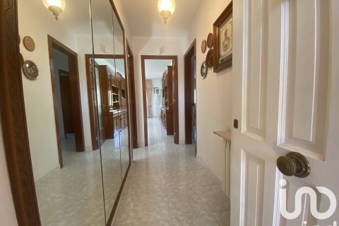 Dom w Parets del Vallès, Barcelona, Hiszpania 4 sypialnie, 206 mkw. nr 153419 – zdjęcie 5