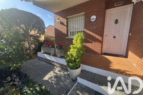 Dom w Parets del Vallès, Barcelona, Hiszpania 4 sypialnie, 206 mkw. nr 153419 – zdjęcie 2