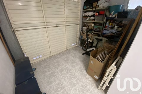 Dom w Parets del Vallès, Barcelona, Hiszpania 4 sypialnie, 206 mkw. nr 153419 – zdjęcie 27