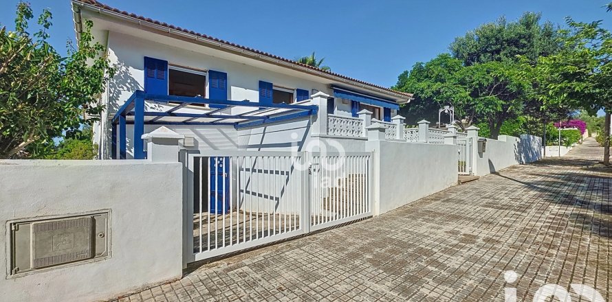 House à Santa Margalida, Mallorca, Espagne 3 chambres, 215 m2 No. 153418