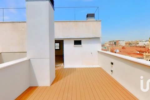 Продажа пентхауса в Мадрид, Испания 2 спальни, 121м2 №153417 - фото 18