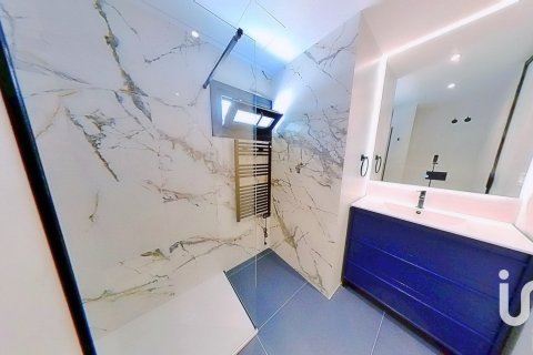 Продажа пентхауса в Мадрид, Испания 2 спальни, 121м2 №153417 - фото 9