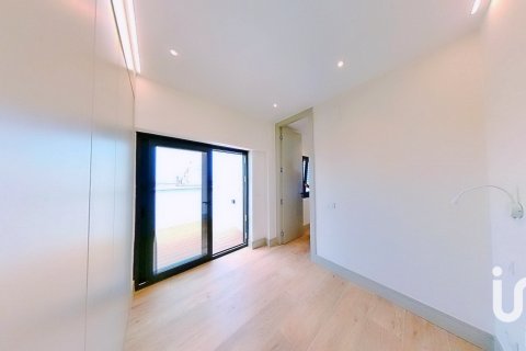 Продажа пентхауса в Мадрид, Испания 2 спальни, 121м2 №153417 - фото 25