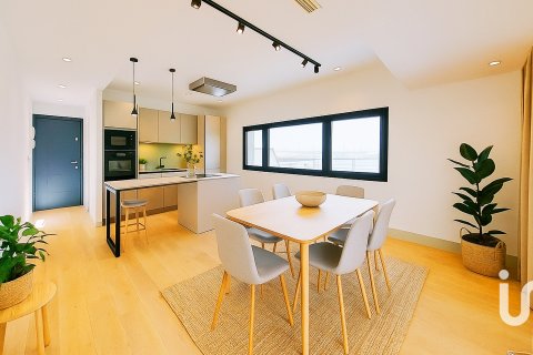 Attico a Madrid, Spagna 2 camere da letto, 121 mq. N° 153417