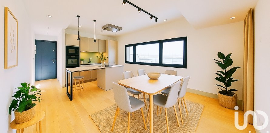 Пентхаус в Мадрид, Испания 2 спальни, 121м2 №153417