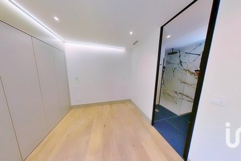 Продажа пентхауса в Мадрид, Испания 2 спальни, 121м2 №153417 - фото 15