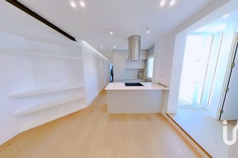 Kattohuoneisto myytävänä Madrid, Espanja, 2 makuuhuonetta, 80 m2 No. 153416 - kuva 8