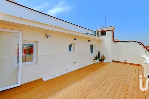 Kattohuoneisto myytävänä Madrid, Espanja, 2 makuuhuonetta, 80 m2 No. 153416 - kuva 19