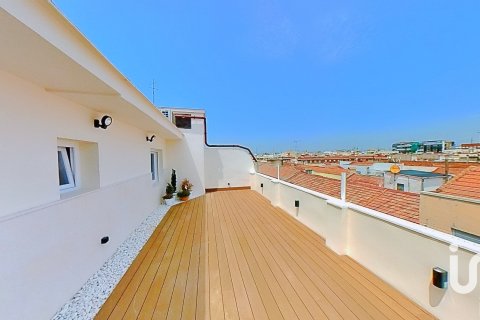Kattohuoneisto myytävänä Madrid, Espanja, 2 makuuhuonetta, 80 m2 No. 153416 - kuva 18