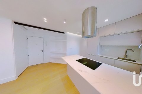 Kattohuoneisto myytävänä Madrid, Espanja, 2 makuuhuonetta, 80 m2 No. 153416 - kuva 14