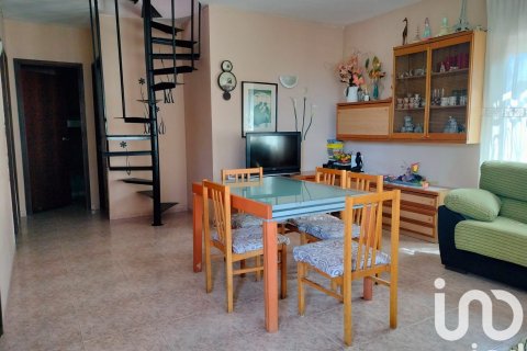 Dom w El Vendrell, Tarragona, Hiszpania 4 sypialnie, 192 mkw. nr 153415 – zdjęcie 10