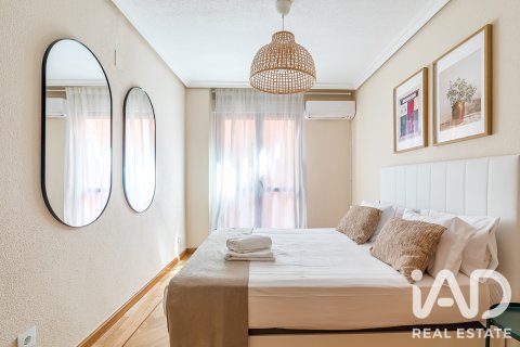 Apartment à vendre à Madrid, Espagne, 1 chambre, 62 m2 No. 188254 - photo 15