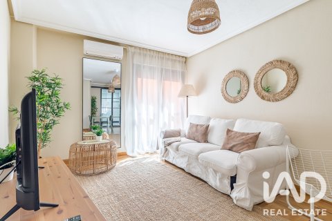 Apartment in Madrid, Spain 1 bedroom, 62 sq.m. No. 188254