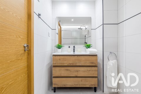 Apartment à vendre à Madrid, Espagne, 1 chambre, 62 m2 No. 188254 - photo 19